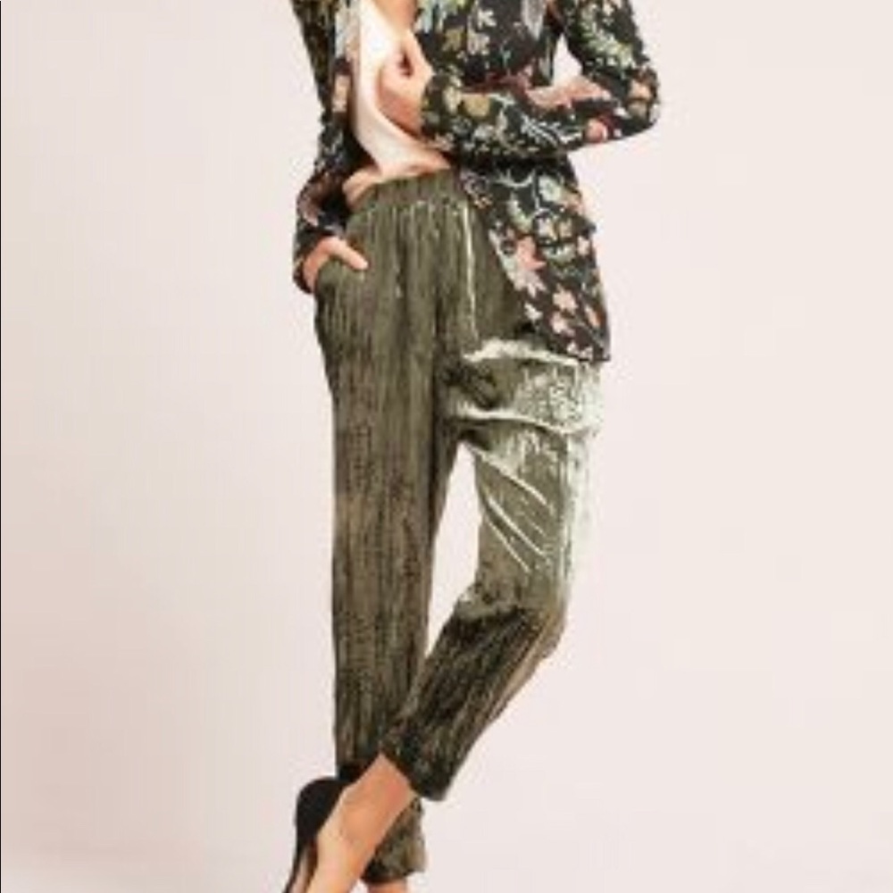 Anthropologie Easy Velvet Pull On
